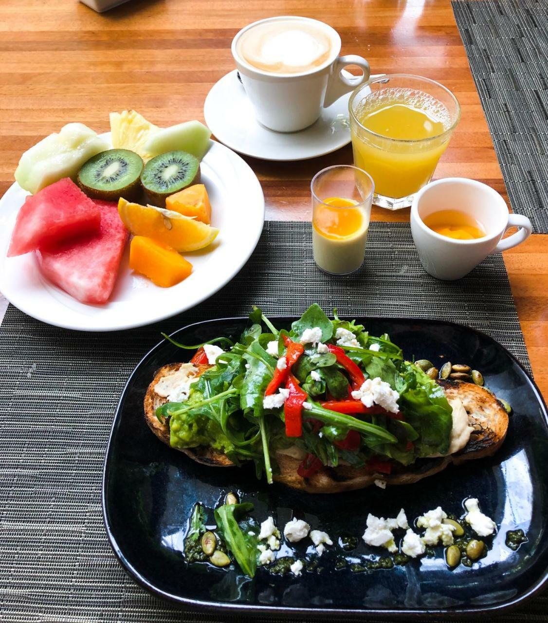 铂尔曼礁滩酒店赌场 凱恩斯 外观 照片 A vegetarian breakfast